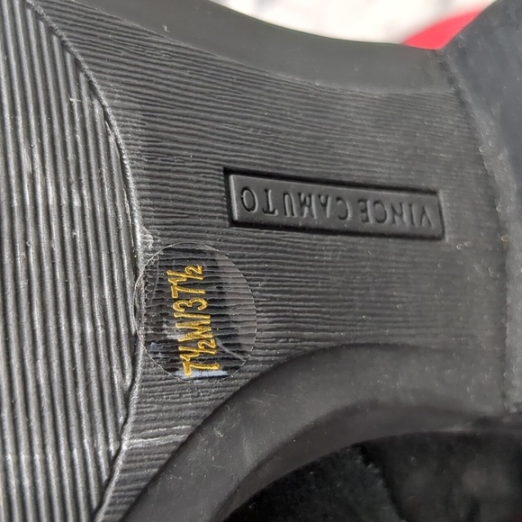 Vince camuto suede boots 7.5 - Picture 13 of 16